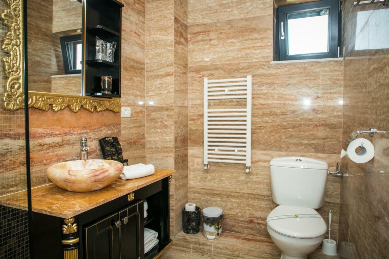 Almar Lake View Boutique H Adults Only Mamaia Exterior photo